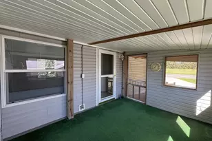 2208 Edgeview Dr, Monroe, WI 53566 - Photo 5