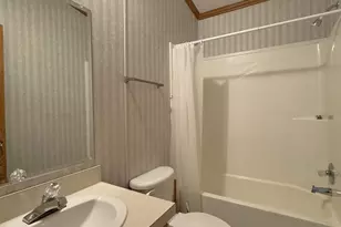 2208 Edgeview Dr, Monroe, WI 53566 - Photo 29