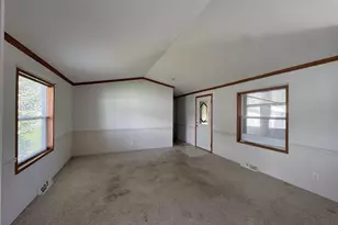 2208 Edgeview Dr, Monroe, WI 53566 - Photo 11