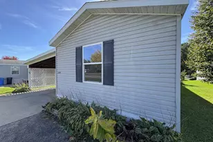 2208 Edgeview Dr, Monroe, WI 53566 - Photo 45