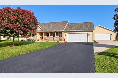 1011 E Whippoorwill Way, Beloit, WI 53511 - Photo 3
