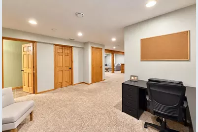 1011 E Whippoorwill Way, Beloit, WI 53511 - Photo 31
