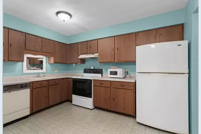 1411 Laramie Lane, Janesville, WI 53546 - Photo 9