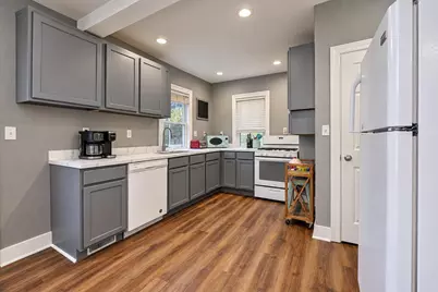 1505 Ruger Avenue, Janesville, WI 53545 - Photo 7