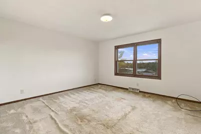 8 E Deerfield Street, Deerfield, WI 53531 - Photo 17