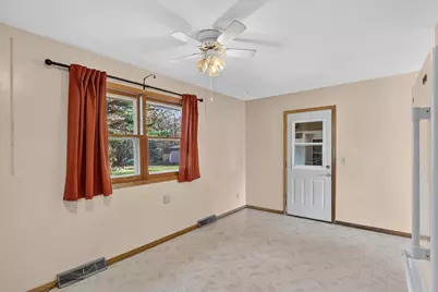 10650 N Oakway Lane, Edgerton, WI 53534 - Photo 11