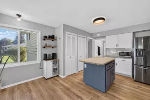 5814 Crabapple Ln, Madison, WI 53711 - Photo 11