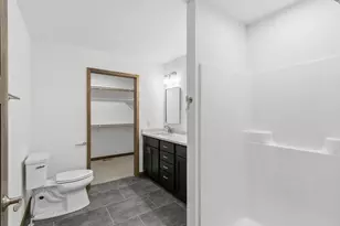 502 Roosevelt St, Baraboo, WI 53913 - Photo 5