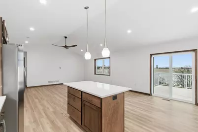 502 Roosevelt Street, Baraboo, WI 53913 - Photo 3