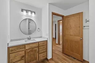 504 Roosevelt St, Baraboo, WI 53913 - Photo 13