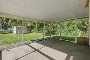 2006 Cameron Dr, Madison, WI 53711 - Photo 41