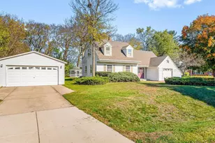 15 Valley Rd, Beloit, WI 53511 - Photo 1