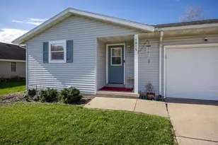1815 Crawford St, Baraboo, WI 53913 - Photo 3