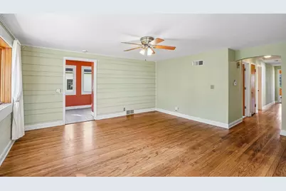 4605 Schofield Street, Monona, WI 53716 - Photo 9