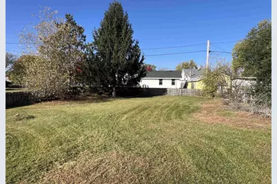 515 S Clinton Street, Princeton, WI 54968 - Photo 3