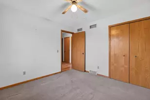 3234 Clove Dr, Madison, WI 53704 - Photo 15