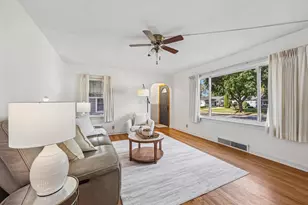 1929 Melrose St, Madison, WI 53704 - Photo 5