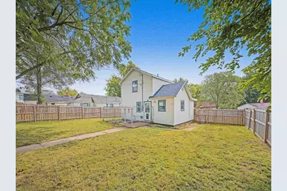427 E Cook Street, Portage, WI 53901 - Photo 7