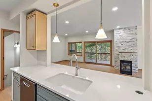 1131A S Gillette Dr, Dell Prairie, WI 53965 - Photo 29