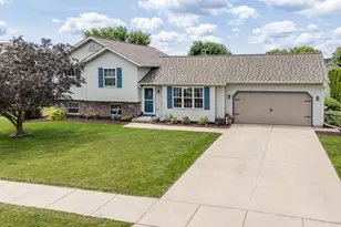 1011 Eagle Ln, Poynette, WI 53955 - Photo 31