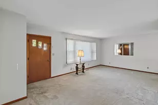 722 8th St, Baraboo, WI 53913 - Photo 9