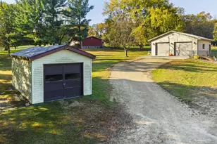 18009 Icicle Rd, Sparta, WI 54656 - Photo 9
