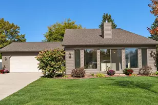 3431 Spruce St, Janesville, WI 53546 - Photo 1