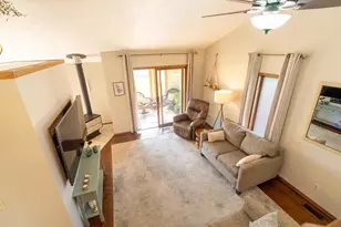 3431 Spruce St, Janesville, WI 53546 - Photo 7