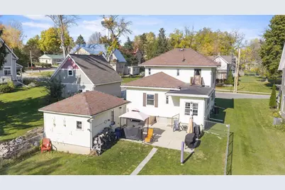 204 W Cherry Street, Fox Lake, WI 53933 - Photo 3