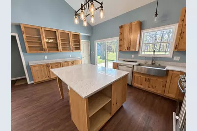 9423 N County Road H, Edgerton, WI 53534 - Photo 5