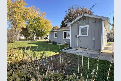 300 S State Street, Waupun, WI 53963 - Photo 7