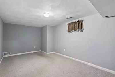 877 Sutherland Avenue #4, Janesville, WI 53545 - Photo 25