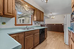 531 Sunrise Ln, Markesan, WI 53946 - Photo 3