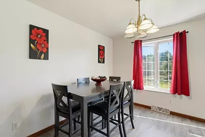 8 Katherine Court, Madison, WI 53718 - Photo 15