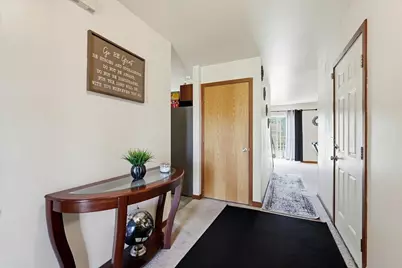 8 Katherine Court, Madison, WI 53718 - Photo 7