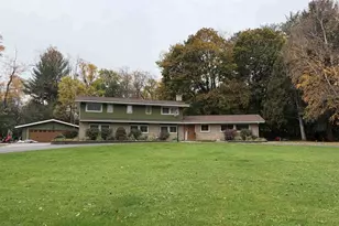 715 N Marion Ave, Janesville, WI 53548 - Photo 1