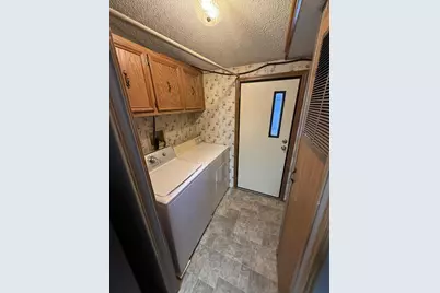 W211N11625 Hilltop Circle, Germantown, WI 53022 - Photo 5