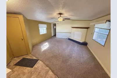 W211N11625 Hilltop Circle, Germantown, WI 53022 - Photo 7