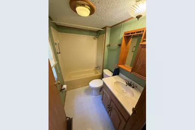 W211N11625 Hilltop Circle, Germantown, WI 53022 - Photo 11