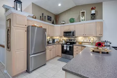 4509 Ruger Avenue, Janesville, WI 53546 - Photo 5