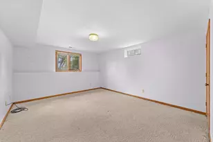 1012 4th St, Baraboo, WI 53913 - Photo 33