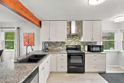 406 W Water Street, Cambridge, WI 53523 - Photo 11