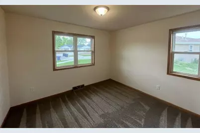1049-1051 Fir Court, Janesville, WI 53546 - Photo 7