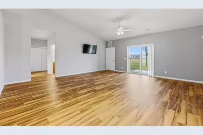 496 River Road #1, Columbus, WI 53925 - Photo 7