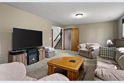 1122 Virdon Drive, Sun Prairie, WI 53590 - Photo 19