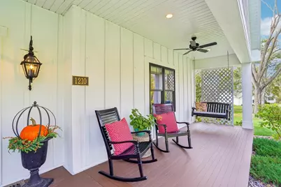 1210 Crawford Street, Baraboo, WI 53913 - Photo 7