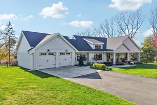1210 Crawford St, Baraboo, WI 53913 - Photo 3