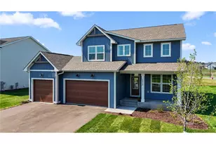 1513 Creekwood Dr, New Richmond, WI 54017 - Photo 3