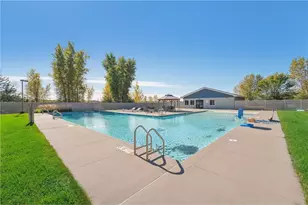 902 Crane Hill Trail, Hudson, WI 54016 - Photo 5