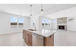 1517 Creekwood Dr, New Richmond, WI 54017 - Photo 9